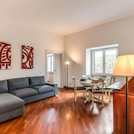 Splendid Flat On The Tiber River Roma Exterior foto